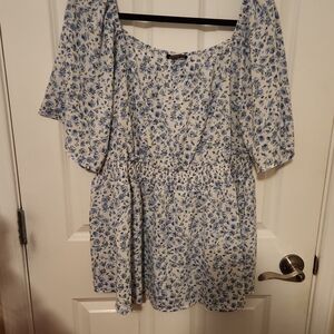 BloomChic Blue and White Floral Blouse